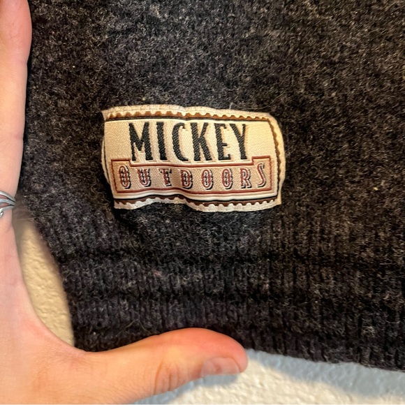 The Disney Store Mickey Outdoors Sweatshirt Pluto Gray Large Lama Embroidered - Picture 6 of 7